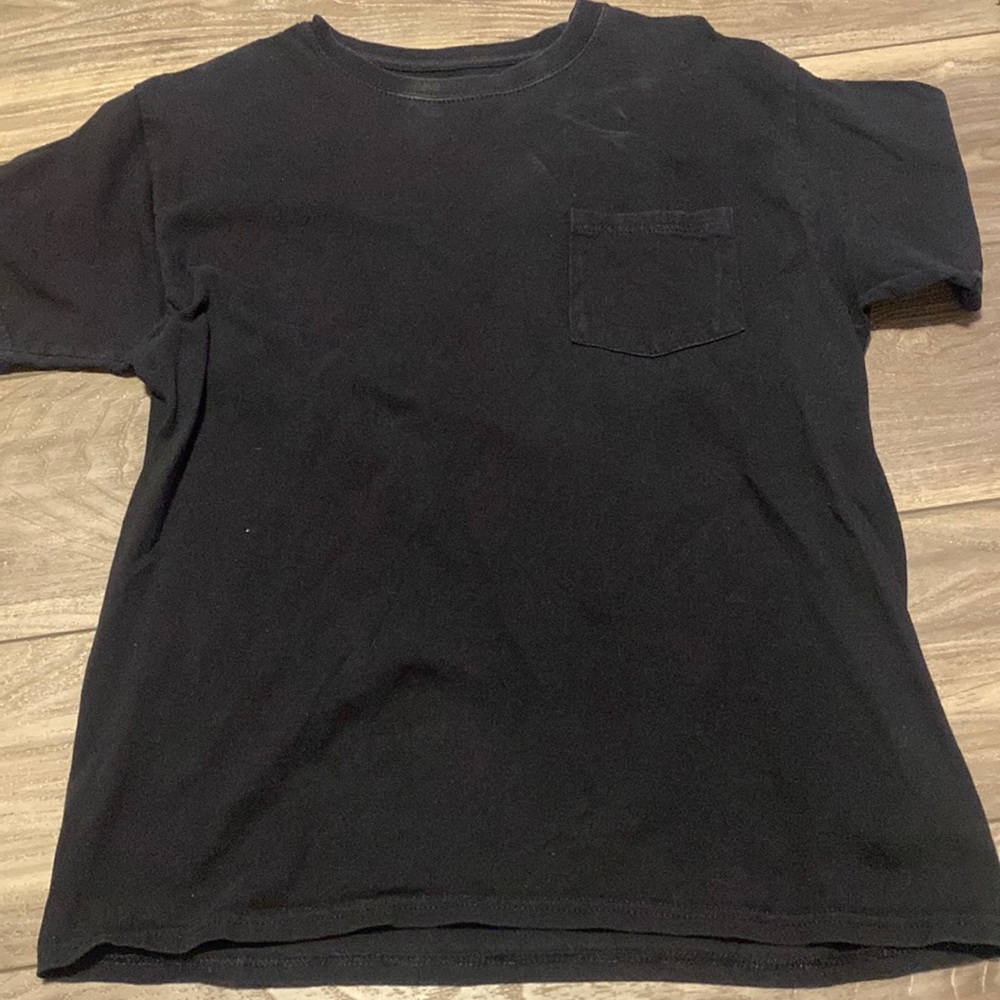 Black t-shirt